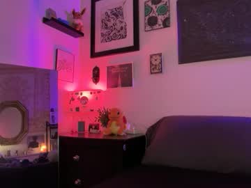 hannahtaylorr's chat room