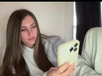 laylahlaylah1's chat room