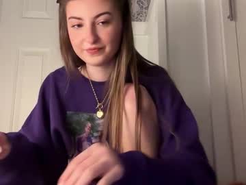 fantasyella's chat room