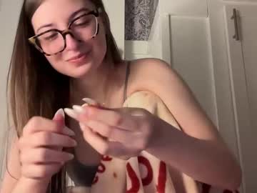 fantasyella's chat room