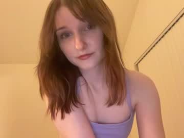 tinytittytia's chat room