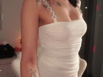 mysticxkitty's chat room