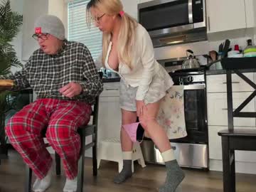 realtoxxxmaria's chat room