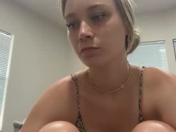 lanademira's chat room