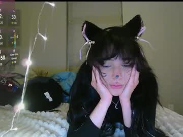 esoterickitten777's chat room