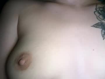 petitegirl467's chat room