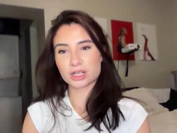 camilaaa15's chat room