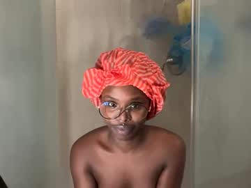 kinkycoupleinteracial's chat room