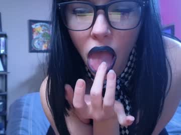 chroniclove's chat room