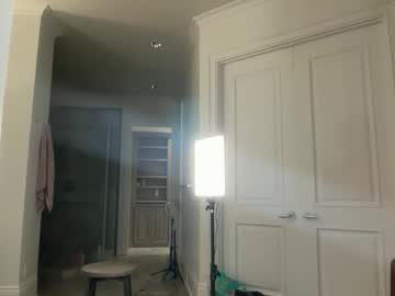 lilybrown07's chat room