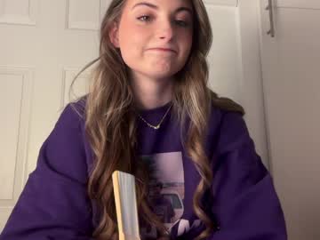 fantasyella's chat room