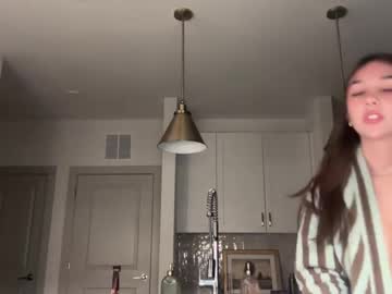 isabellelayla's chat room