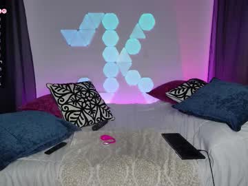 katie_kross_'s chat room