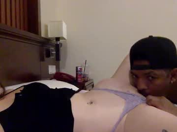 strawberrycocoa's chat room