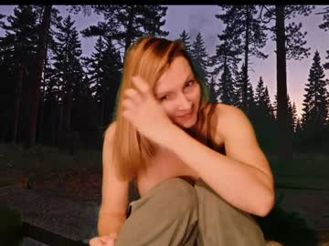 kaileeshy's chat room