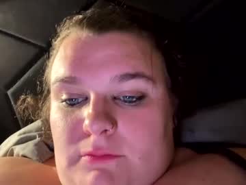 mommyndaddyplaytime's chat room