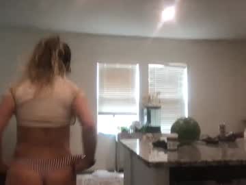 texas_blonde's chat room