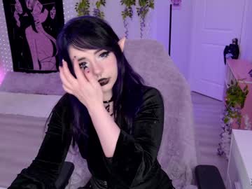 crimsonkitten's chat room