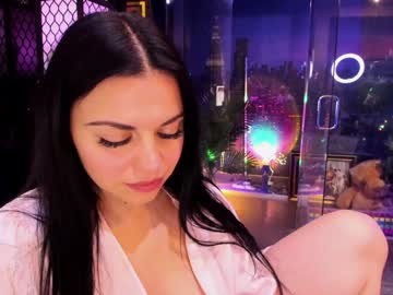 alma_pearl's chat room