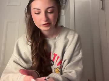 fantasyella's chat room