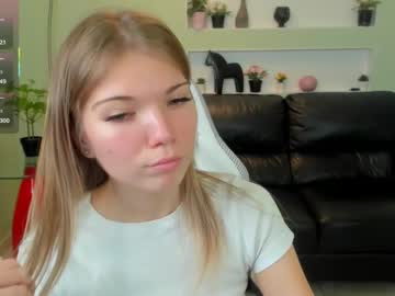 michafox's chat room