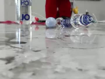 lovingcouple1969's chat room