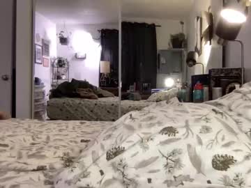 hotmama6666's chat room