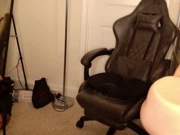 butterflybootyy's chat room