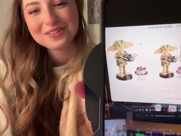 fantasyella's chat room