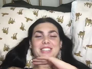 stacywithuu's chat room