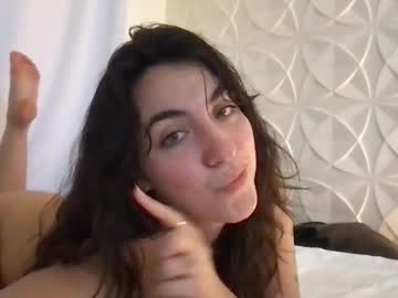 strawberripulp's chat room