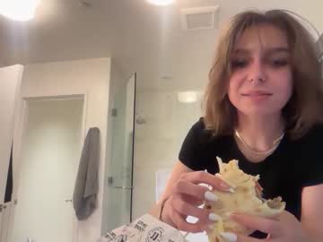 lilybrown07's chat room