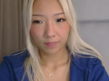 vivianwinters's chat room