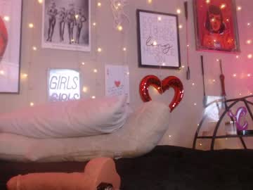 milf_lacey's chat room