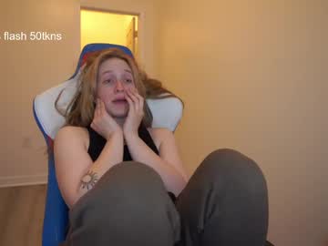 laylas_universe's chat room