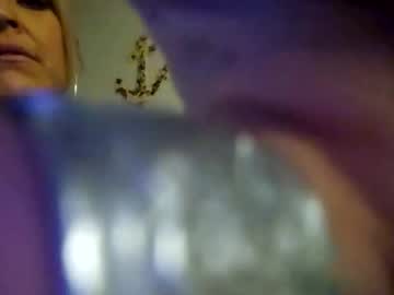 coupleoffantastics's chat room