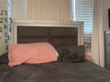 sophiasecretsx's chat room