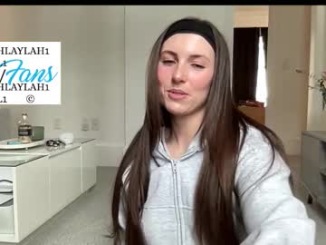 laylahlaylah1's chat room