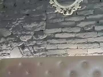 vixvixenn's chat room