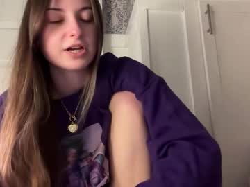 fantasyella's chat room