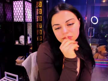 alma_pearl's chat room