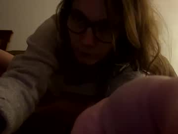 rosewillow33's chat room