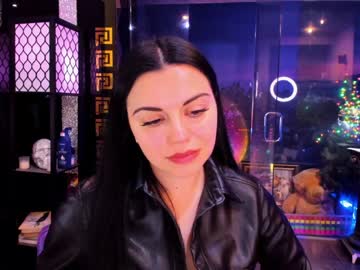 alma_pearl's chat room