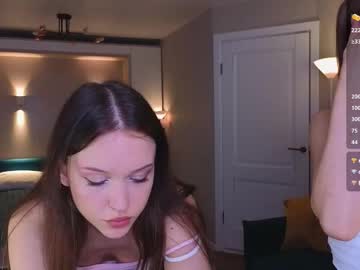 2mamacitas's chat room