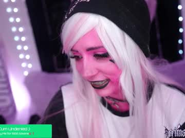 crimsonkitten's chat room