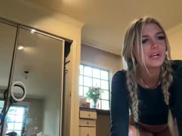 chloeros3e's chat room