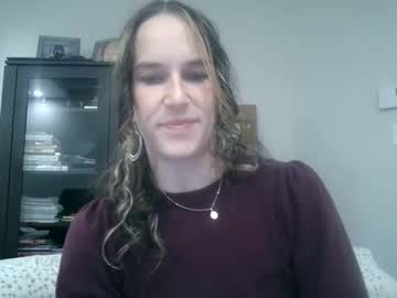 claralafontaine's chat room