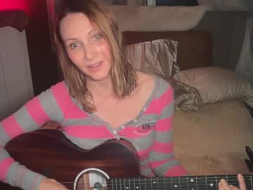 kaileeshy's chat room