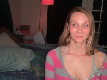 kaileeshy's chat room