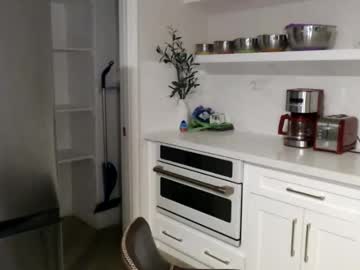 chloeecavalli's chat room